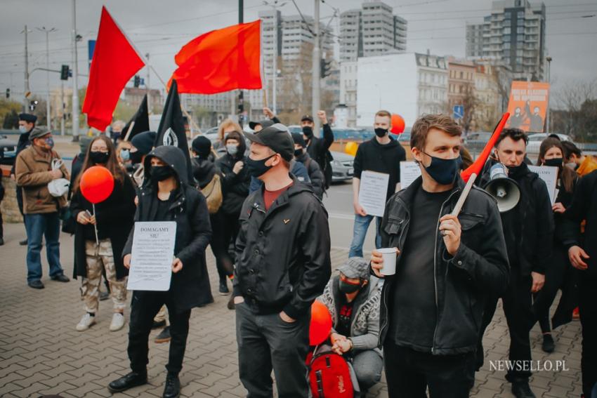 Walcz z wirusem kapitalizmu - demonstracja we Wrocławiu