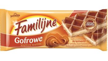 Wafle gofrowe o smaku karmelu od marki Familijne! [fot. Kolterman Media Communications / Jutrzenka]