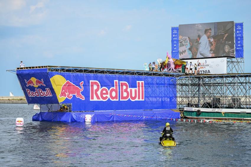 Konkurs lotów: Red Bull