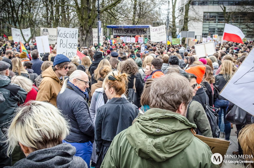 Warszawa: Demonstracja ODZYSKAC WYBOR 