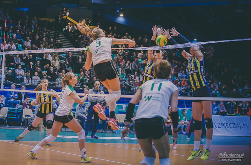 Fenerbahce Grundig Stambuł : Impel Wrocław