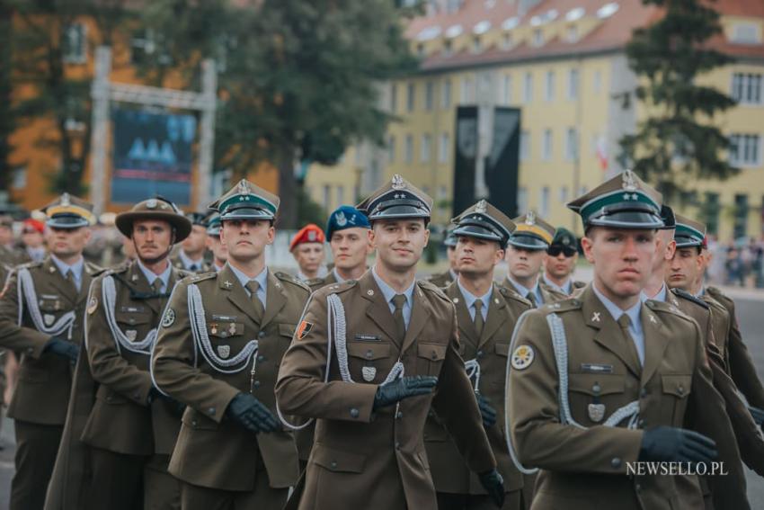 Uroczysta promocja oficerska w Akademi Wojsk Lądowych