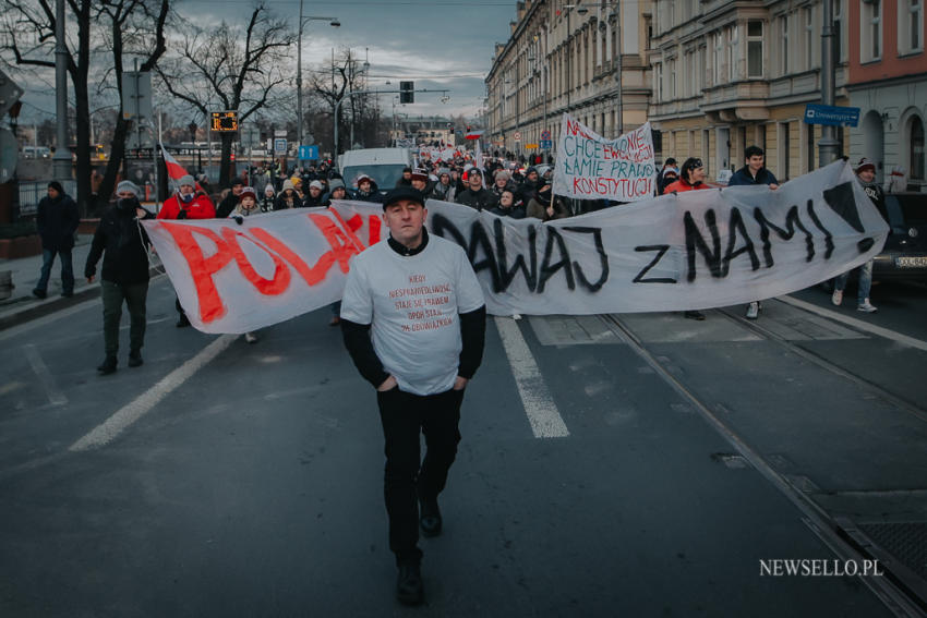 Antyszczepionkowcy - protest we Wrocławiu