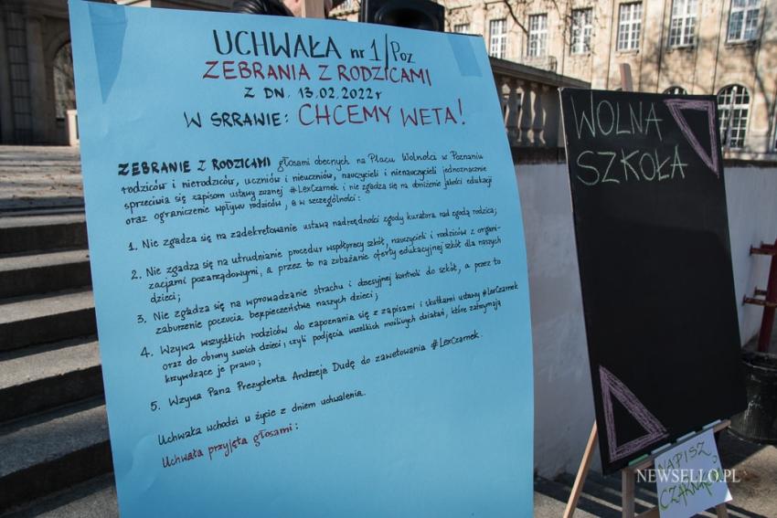 Protest przeciw "lex Czarnek" w Poznaniu.