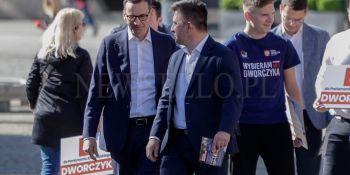 Kampania wyborcza do Parlamentu Europejskiego 2024 - Premier Mateusz Morawiecki I Michał Dworczyk