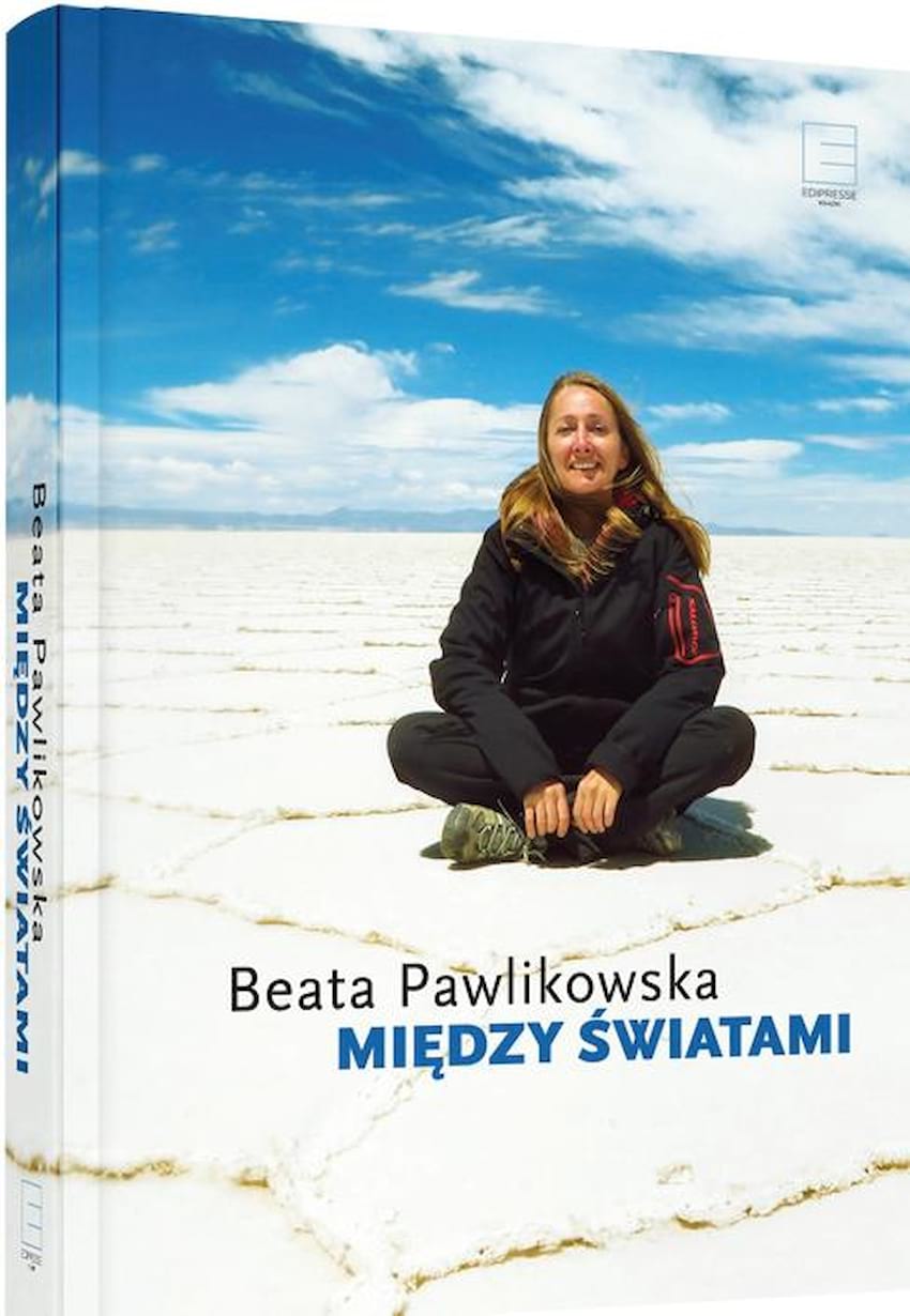 Beata Pawlikowska Między światami
