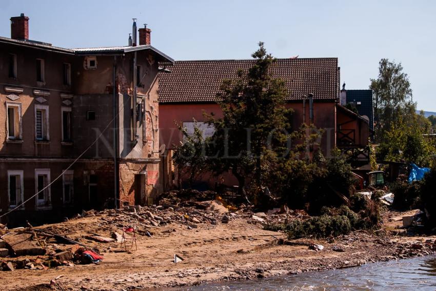 Stronie Śląskie w ruinach: skutki niszczycielskiej powodzi